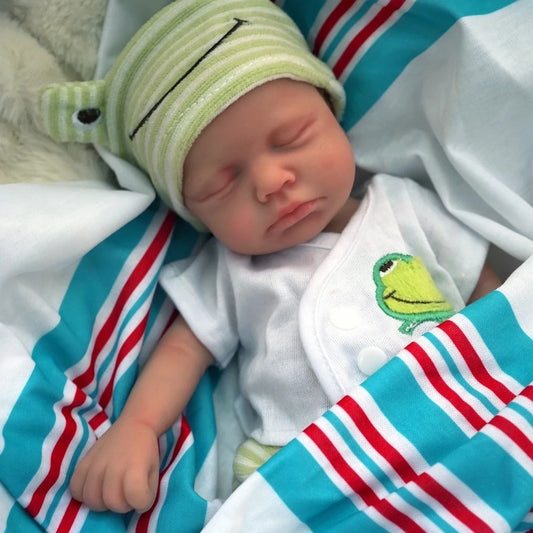 Lifelike 30cm Reborn Baby Doll – Realistic Premature Newborn with Soft Silicone Body