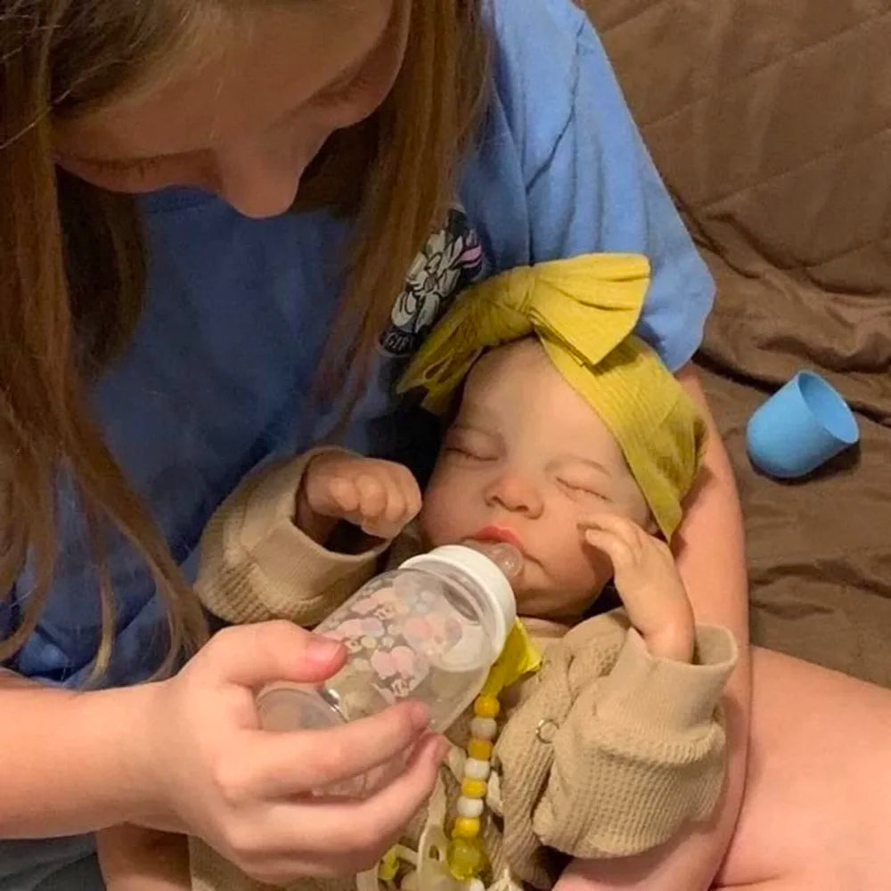 Lifelike 43cm Reborn Baby Doll – Realistic Sleeping Newborn with Soft Body & Handcrafted Details