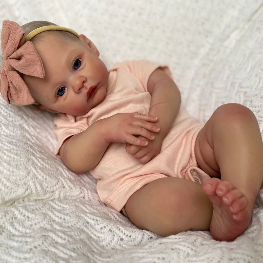 Lifelike Reborn Baby Doll – Realistic Newborn Girl with Soft Body & Natural Features