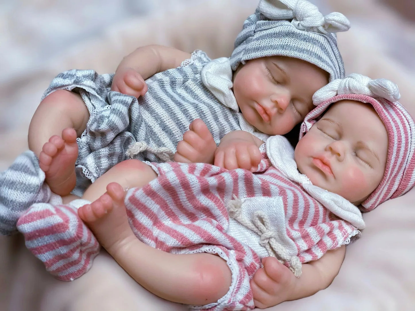 Lifelike 33cm Twin Reborn Baby Dolls – Realistic Soft Silicone Newborn Set with Open Mouth Design