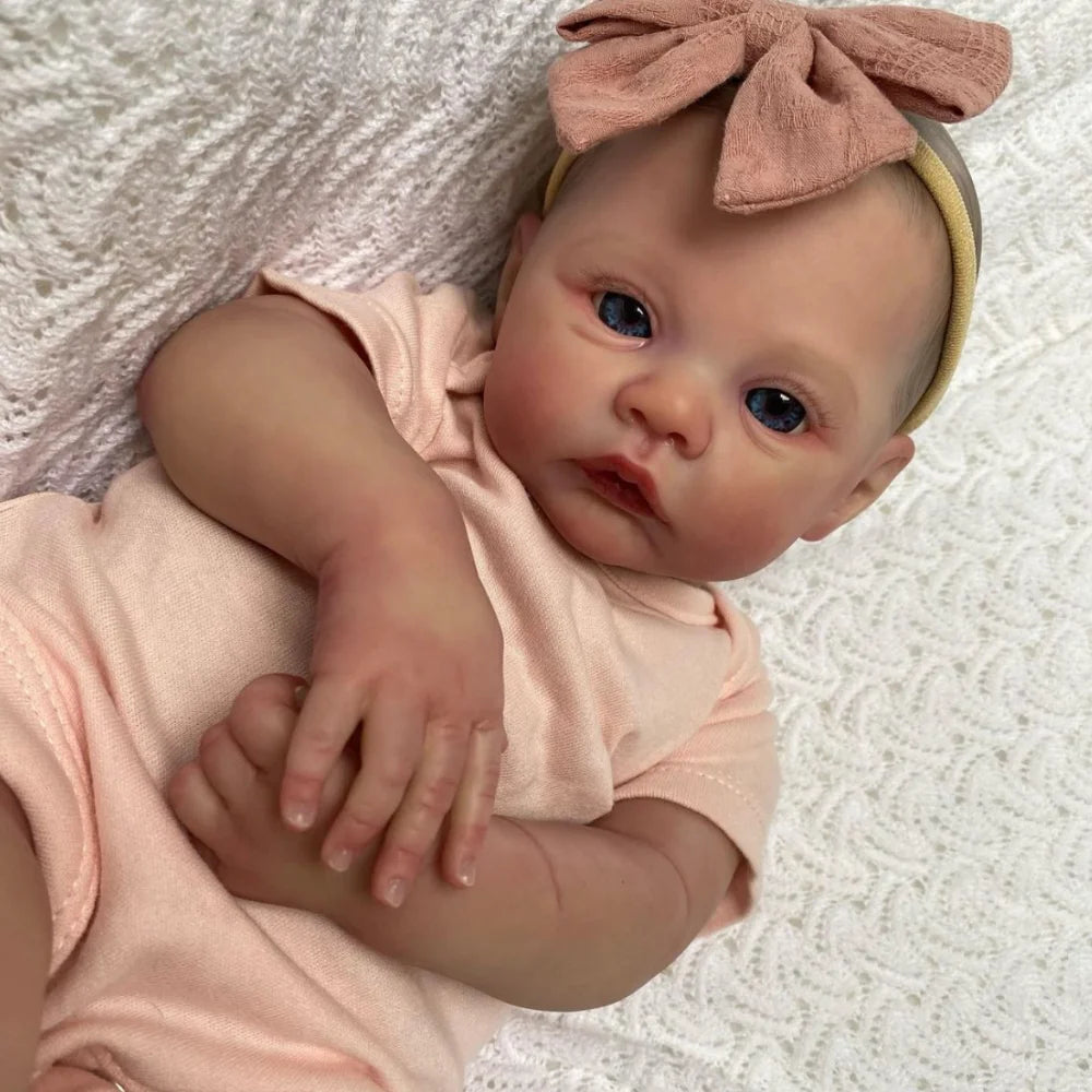 Lifelike Reborn Baby Doll – Realistic Newborn Girl with Soft Body & Natural Features