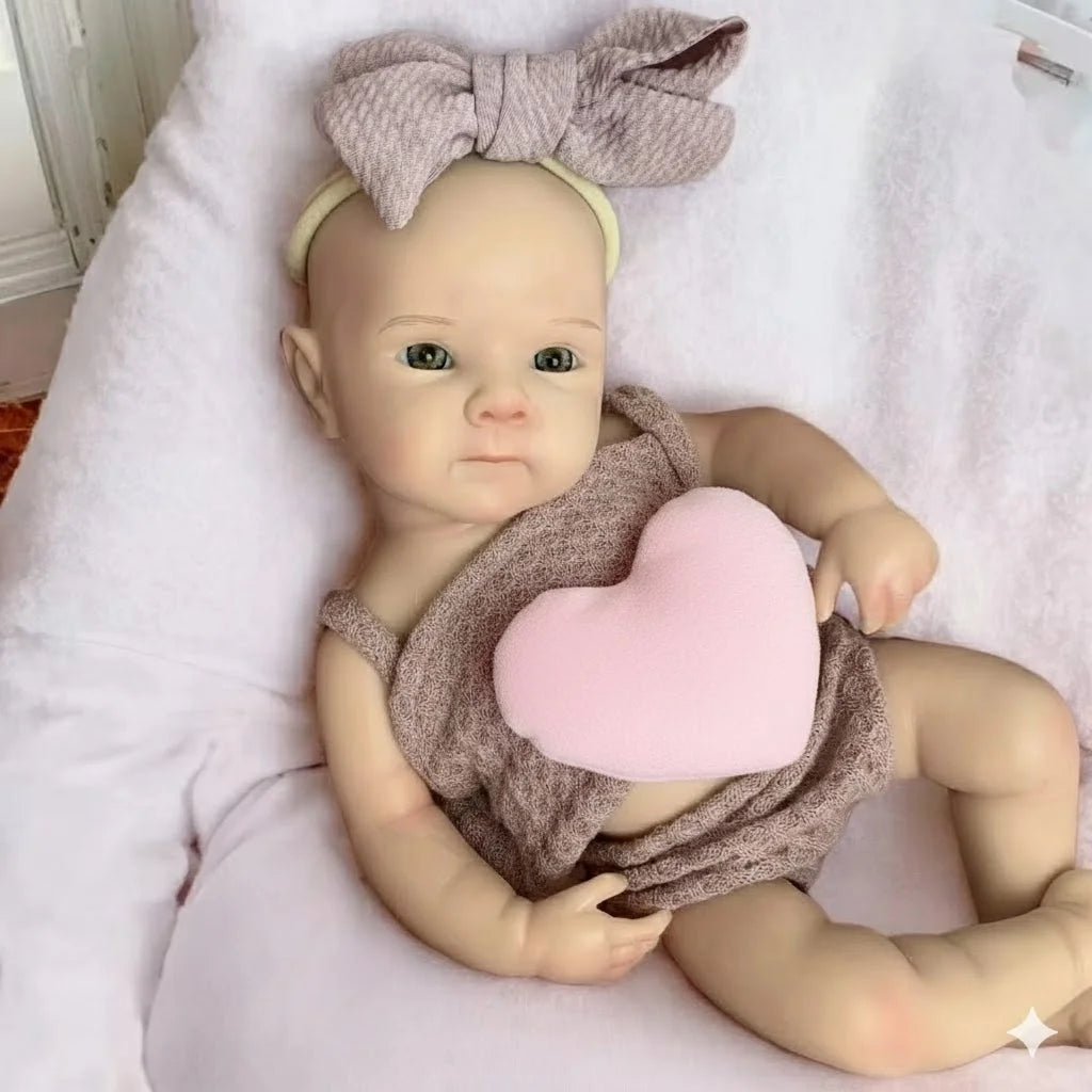 Lifelike 33cm Reborn Baby Doll – Realistic Silicone Newborn Girl with Soft Touch & Waterproof Design