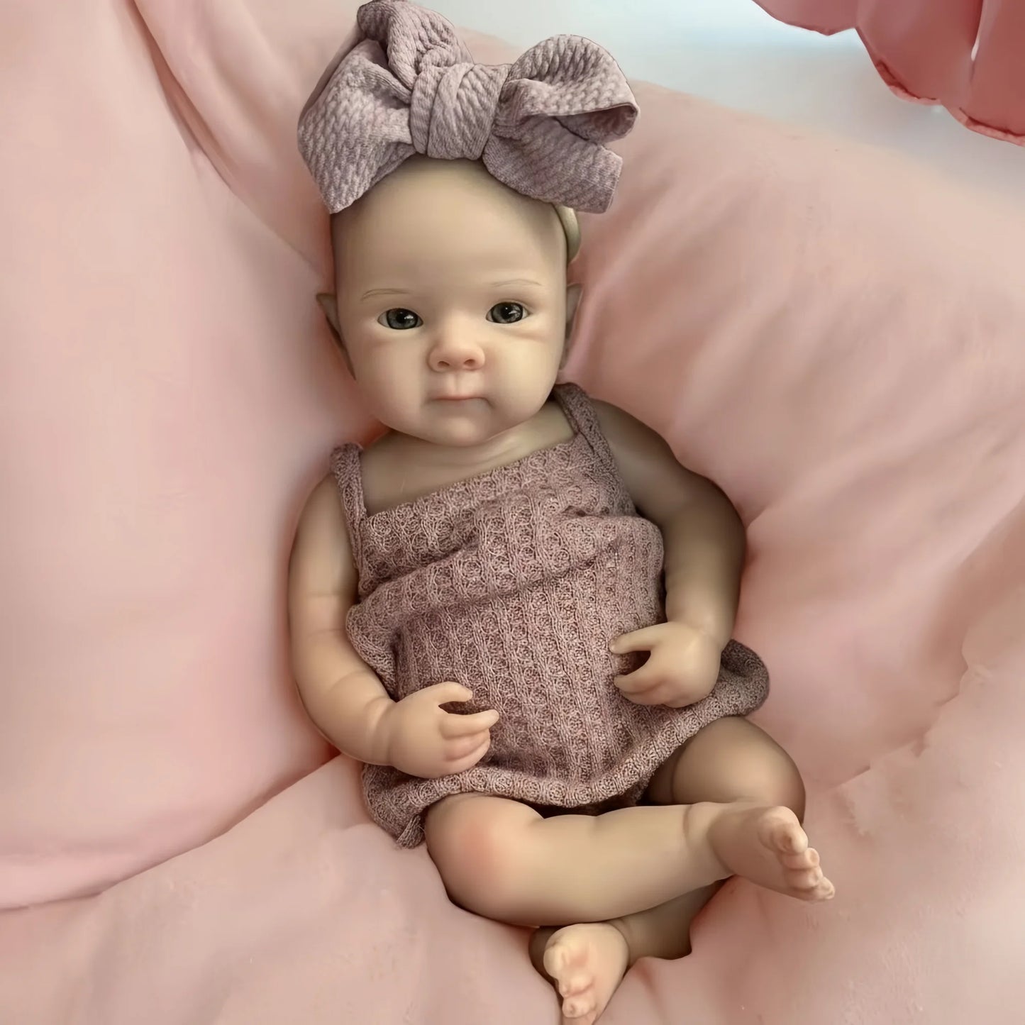 Lifelike 33cm Reborn Baby Doll – Realistic Silicone Newborn Girl with Soft Touch & Waterproof Design