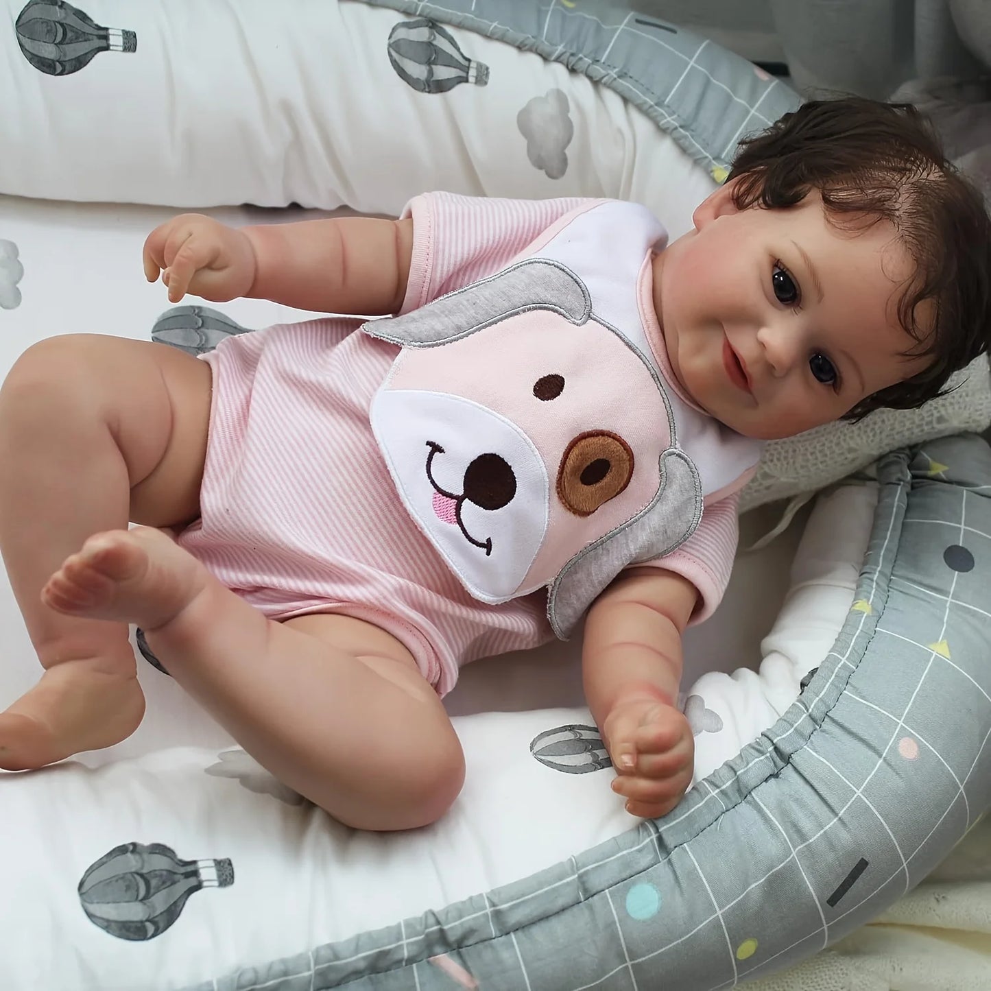 Lifelike 50cm Reborn Baby Doll – Realistic Newborn Girl with Soft Body & Natural Features