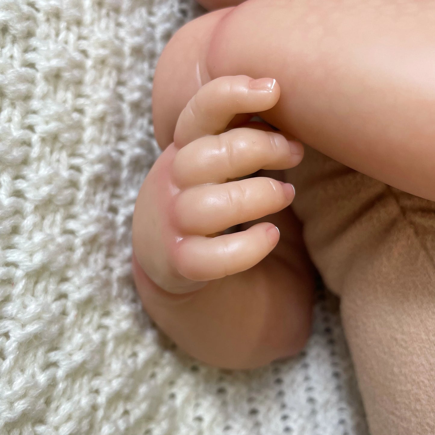 Lifelike 50cm Reborn Baby Doll – Realistic Sleeping Newborn with Soft Body & Handcrafted Details